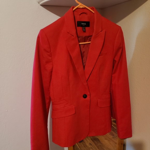Blazer - Picture 2 of 4